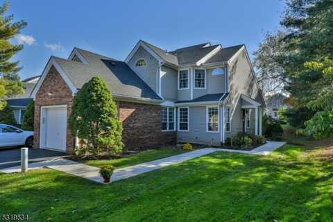 44 Myrtle Ct, Readington, NJ 08889