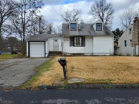 33 Riveredge Dr, Fairfield, NJ 07004