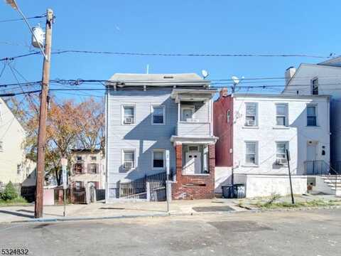 227 Mill St, Paterson, NJ 07501