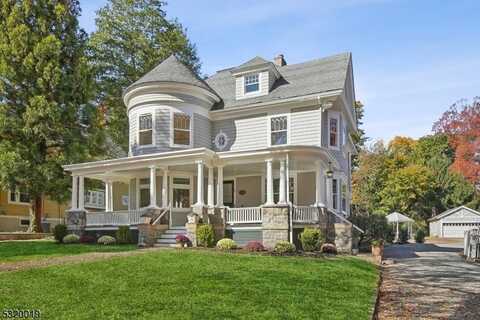 61 Green Ave, Madison, NJ 07940