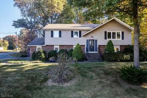 17 Jefferson Dr, Roxbury Township, NJ 07836