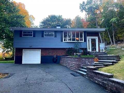 6 Hill Rd, Stanhope, NJ 07874