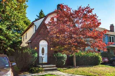 92 Mountain Ave, Bloomfield, NJ 07003