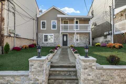 122 Caldwell Ave, Paterson, NJ 07501