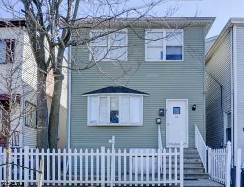 14 Grand St, Garfield, NJ 07026