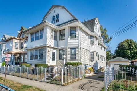 869 E 23rd St, Paterson, NJ 07513