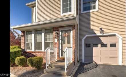 2 High Pond Ln, Bedminster, NJ 07921