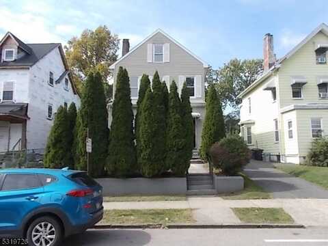 85 Hollywood Ave, East Orange, NJ 07018