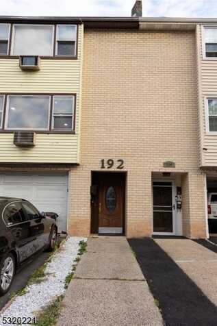 192 PARK ST UNIT 1, East Orange, NJ 07017