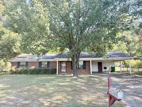 814 Shiloh Dr, Columbus, MS 39702