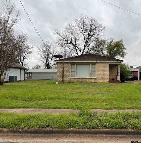 242 E Main St, Van, TX 75790