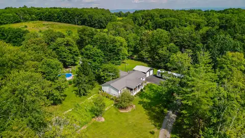 477 Piney Mountain Road, Alderson, WV 24910