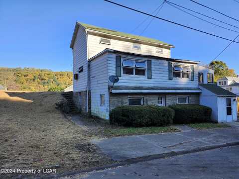 46 Newport Street, Glen Lyon, PA 18617