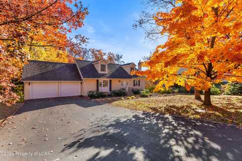 8 Rebel Hill Road, Mountain Top, PA 18707