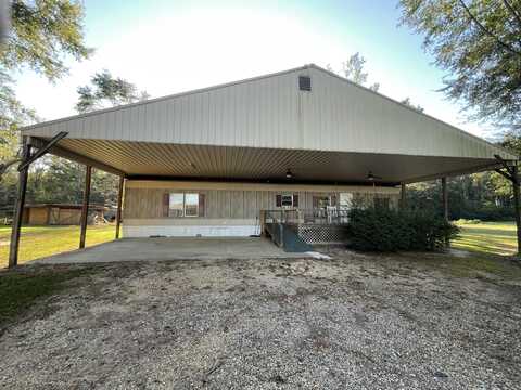 53 River Bend Rd, Columbia, MS 39429