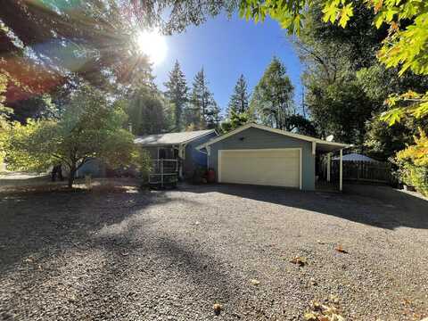 75 River Road, Miranda, CA 95553