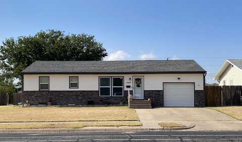 1303 Douglas Dr, Hays, KS 67601