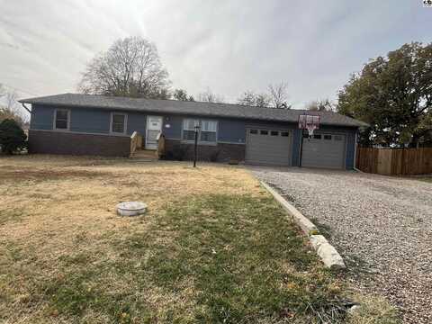 102 Court St, Little River, KS 67457