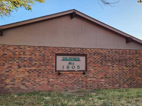 1805 E 24th Ave, Hutchinson, KS 67502