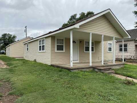 307 N New St, Pratt, KS 67124