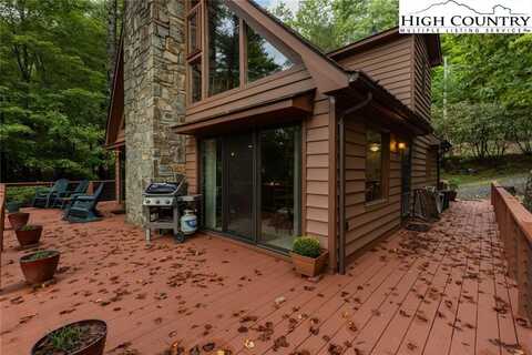 431 Roaring Ridge Road, Deep Gap, NC 28618