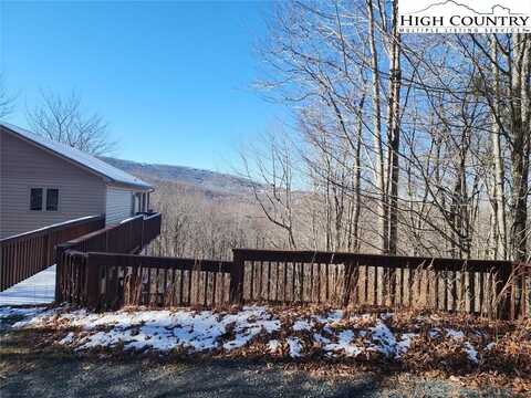 112 Aster Trail, Beech Mountain, NC 28604