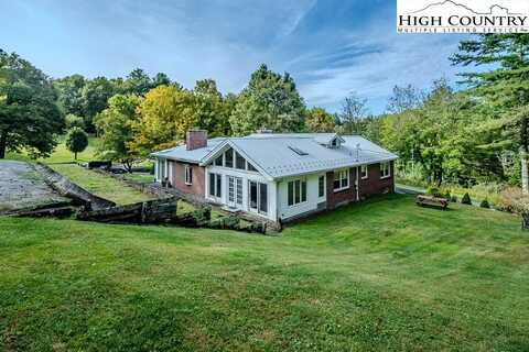 2675 Millers Gap Highway, Newland, NC 28657