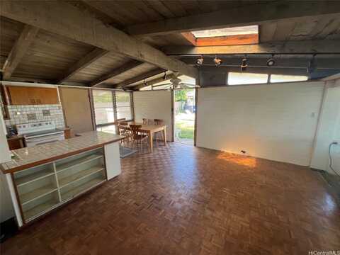 264 Halemaumau Street, Honolulu, HI 96821