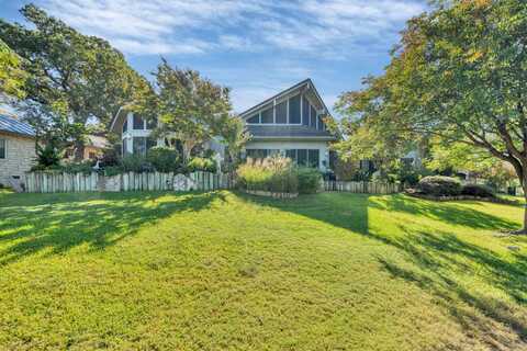 100 Silver Spur, Horseshoe Bay, TX 78657