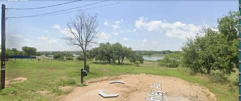 600 Ashley Avenue, Llano, TX 78643