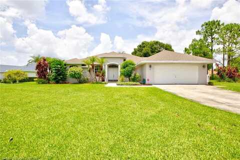 2 Meadowlake Circle N, Lake Placid, FL 33852