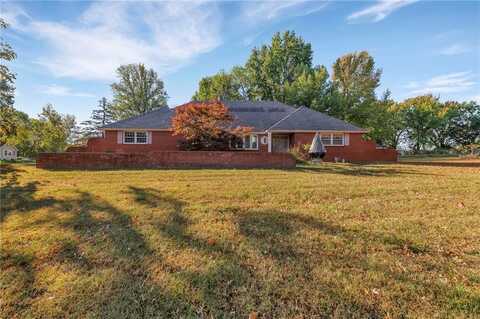 1227 N Ridge Avenue, Liberty, MO 64068