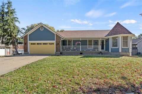 305 N Park Drive, Raymore, MO 64083