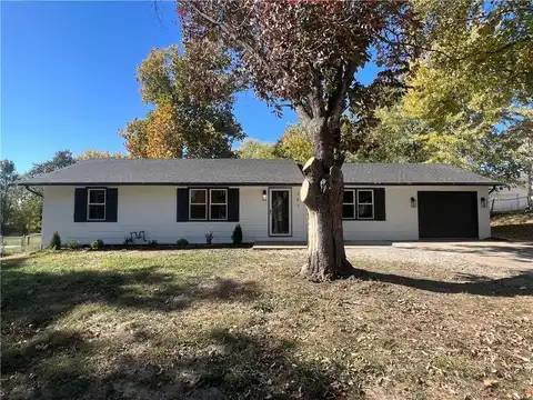 307 Clearview Drive, Pleasant Hill, MO 64080