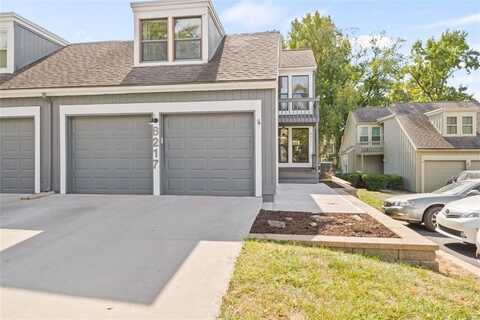 8217 Halsey Street, Lenexa, KS 66215