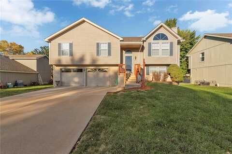 200 S Huntsman Boulevard, Raymore, MO 64083