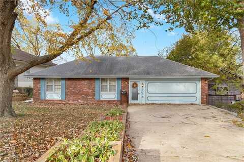 8008 NW Pleasant Ford Road, Weatherby Lake, MO 64152