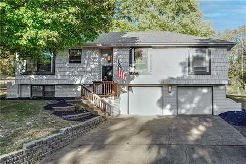 5913 NW Harris Drive, Parkville, MO 64152