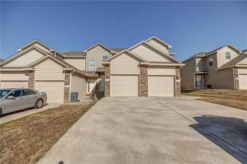 10530 Clubhouse Drive, Kansas City, KS 66109