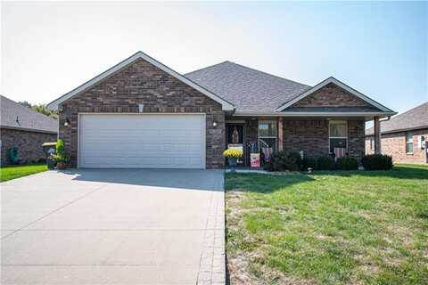 1703 NW Creekland Drive, Grain Valley, MO 64029