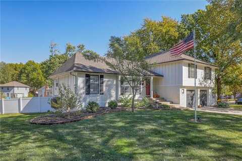 401 N Madison Street, Raymore, MO 64083