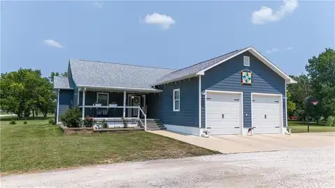 502 N 4th Street, Osage City, KS 66523