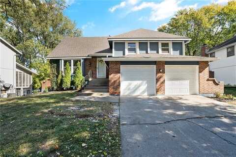 1000 SE Gingerbread Lane, Blue Springs, MO 64014