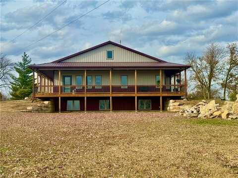 109 Lakeview Lane, Linn Valley, KS 66040