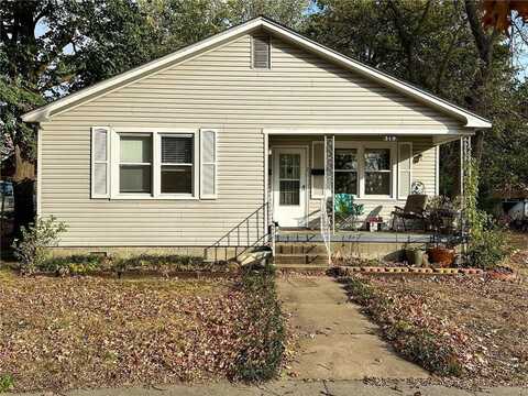 319 W Pine Street, Columbus, KS 66725