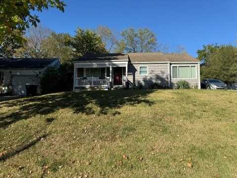 9100 Charlotte Street, Kansas City, MO 64131