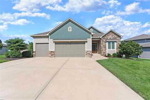 9730 Hastings Street, Lenexa, KS 66227