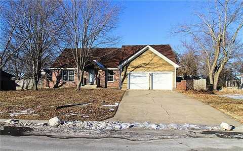 111 Jamar Drive, Peculiar, MO 64078