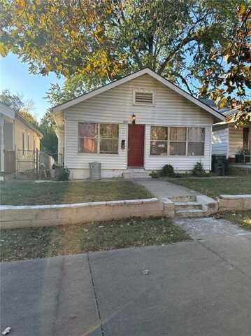 422 N BELMONT Boulevard, Kansas City, MO 64123