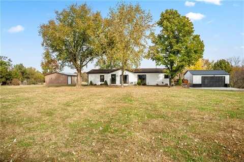 32408 E Colbern Road, Oak Grove, MO 64075